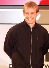 Plötzlich glauben alle, dass Deutschland Weltmeister werden kann. Das ist Klinsmanns Verdienst.